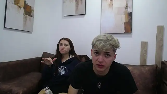 Show de Ari_Stonne na webcam