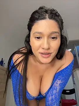 IrisBlues' Live XXX Chat