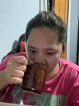 XXX chat uživo modela -CLARAMommy-