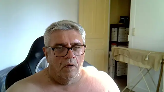 Laurent_oldmen Adlı Modelin Web Kamerası Şovu
