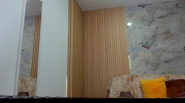 צ'אט XXX בשידור חי של Any_topless