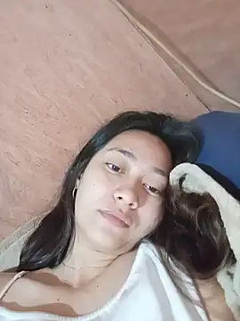 Chat XXX en directo de urnaughty_creamypie