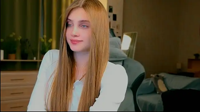 Chat +18 de yourbeautyarya ao vivo