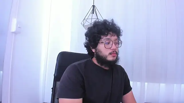 Chat +18 de liabell_ ao vivo