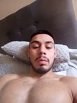 Taylor_DiamondBoy Live XXX-Chat
