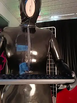 LatexDevil_Blondie 即時 XXX 聊天