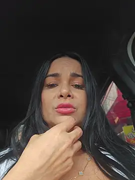 XXX chat uživo modela CataleyaRusso