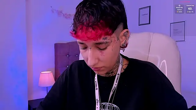 Chat +18 de Luci_Rose ao vivo