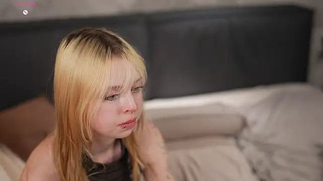 Živý XXX chat ElvenCat