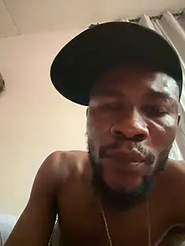 Show modela Badboymoni na web-kameri