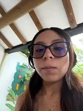 amira_cute2のライブXXXチャット