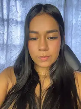ALANAH_KITTY – Naživo XXX chat