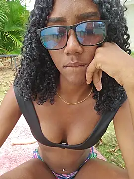 צ'אט XXX בשידור חי של Lucia_Milano