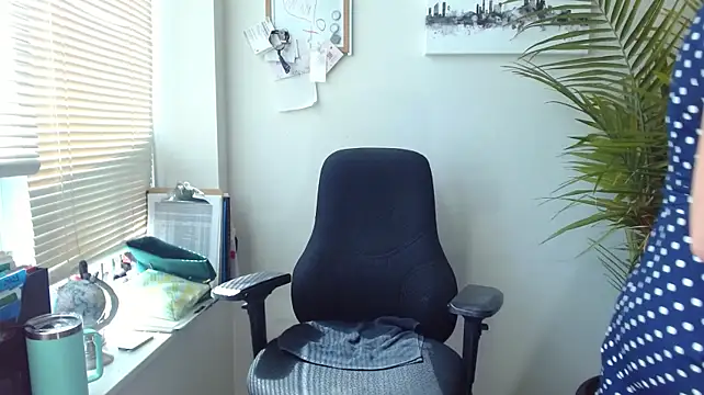 City_Kat Show in webcam