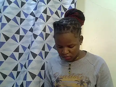 Chat +18 de Simply_Naughty0 ao vivo