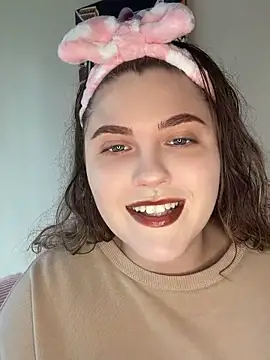 Chat +18 de babyizzie ao vivo