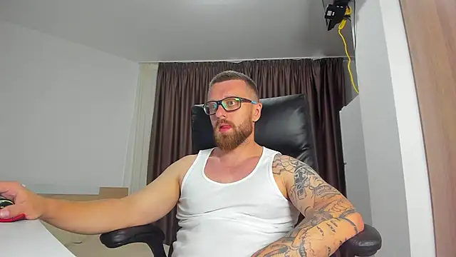 Findom_guy – Naživo XXX chat