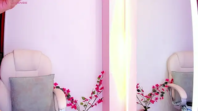 XXX chat uživo modela Izui_Pierce