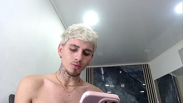 Chat XXX ao vivo de NoahDant