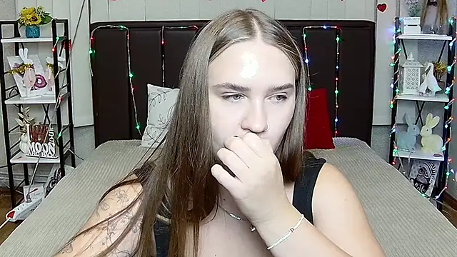 Chat +18 de LauraHlot ao vivo