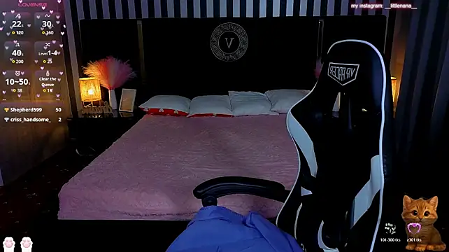 Chat +18 de Clumsy_Nana ao vivo