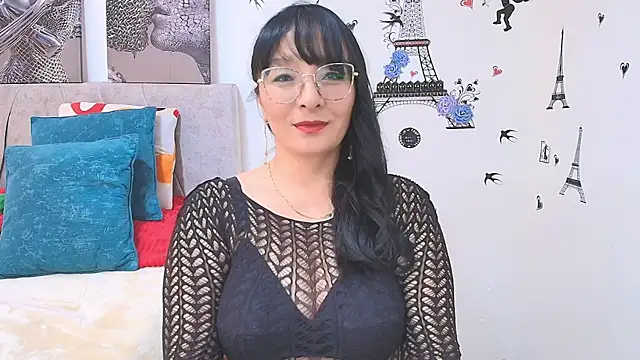 Chat +18 de lexy_lunahot ao vivo