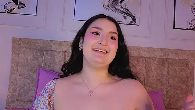 Chat +18 de zoe_moon__ ao vivo