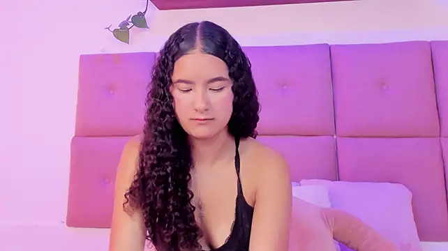 Chat +18 de DannaJonsson ao vivo