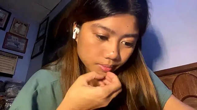 Chat +18 de OlaMastrelli ao vivo