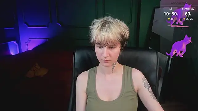 Chat +18 de Senpai_Sins ao vivo