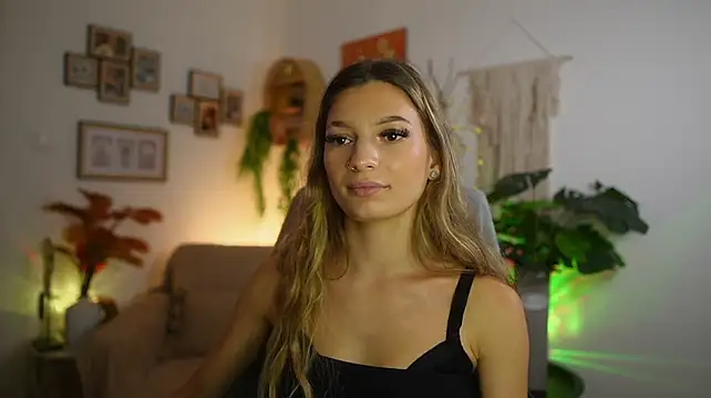 Chat +18 de Anna_Brie ao vivo