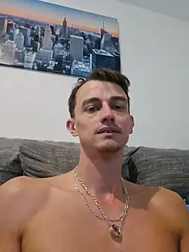 Chrisou73 Live XXX-Chat