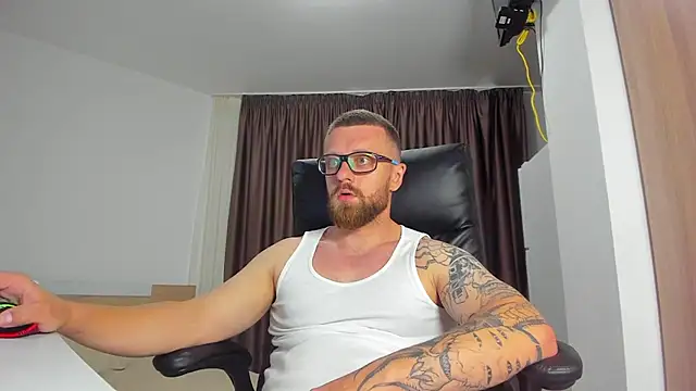 Chat +18 de Findom_guy ao vivo