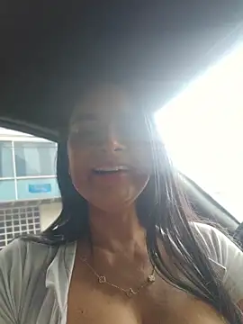 Chatroom XXX en direct de CataleyaRusso