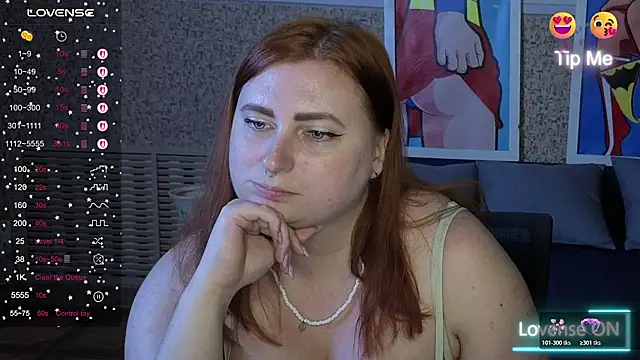 Chat +18 de Alicia_love00 ao vivo