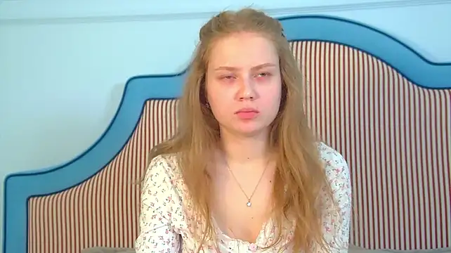 Chat +18 de SelinSwarovski ao vivo