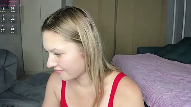 Chat +18 de SkyeDavis ao vivo