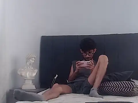 sasuke_bigcockn Live XXX chat