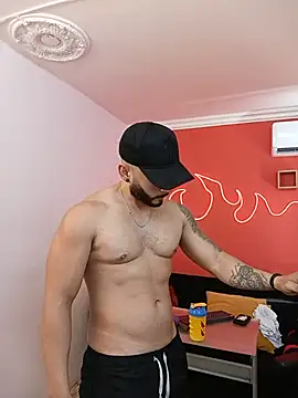 Chat +18 de Mike_savage3 ao vivo