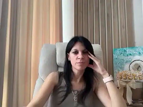 InjaAtHome's Live XXX Chat