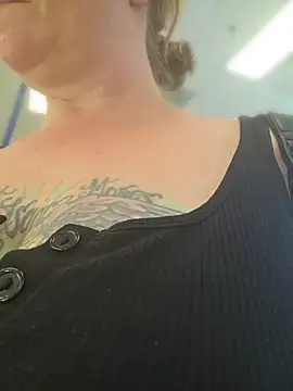 julimonroe's Webcam Show