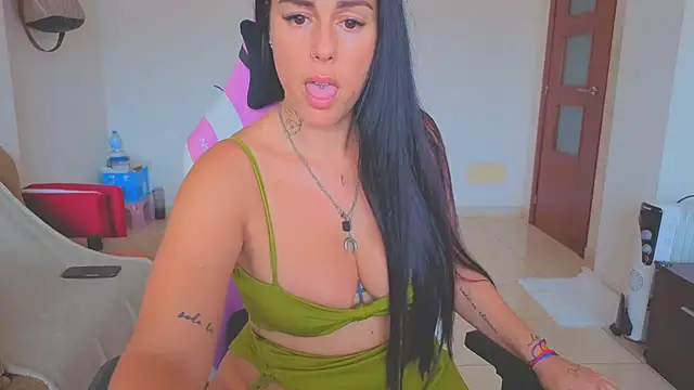 แชท XXX สดของ tatii222