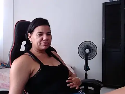 Chat XXX en directo de Adriana_0312