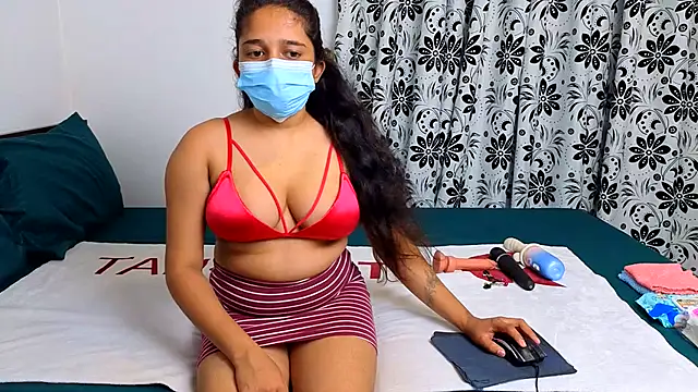 Tatoo_girl Webcamshow