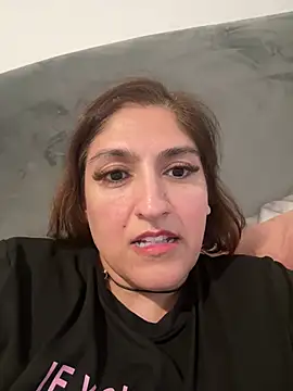 แชท XXX สดของ Spicy-Kareena