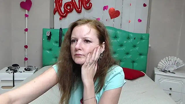 MeganPirs Chat XXX in diretta