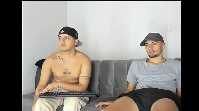 Charlie_Scorpion Live XXX Chat