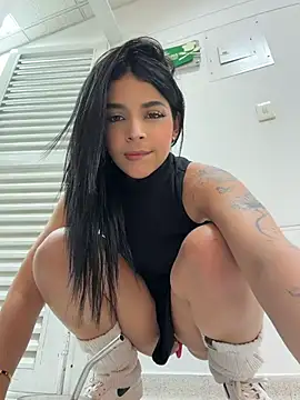ArieliciousXXX Chat XXX in diretta
