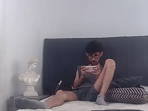 sasuke_bigcockn Live XXX chat