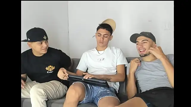 Charlie_Scorpion live XXX chat